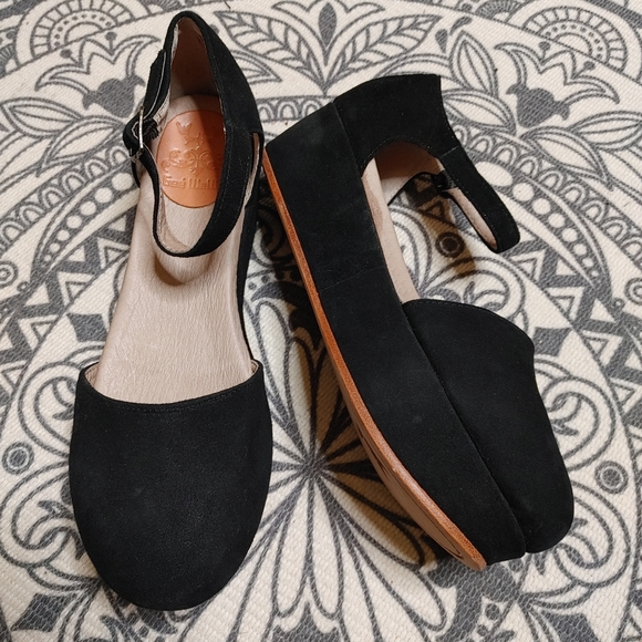 Anthropologie Gee Wawa suede Mary Janes size 8 - Picture 2 of 9